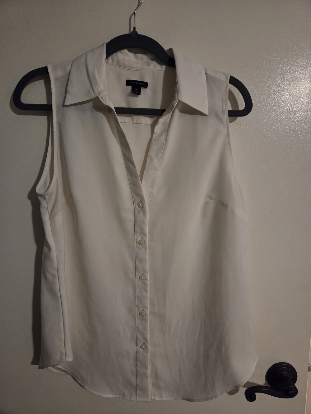 Ann Taylor Sleeveless Cream Button-Down Shirt